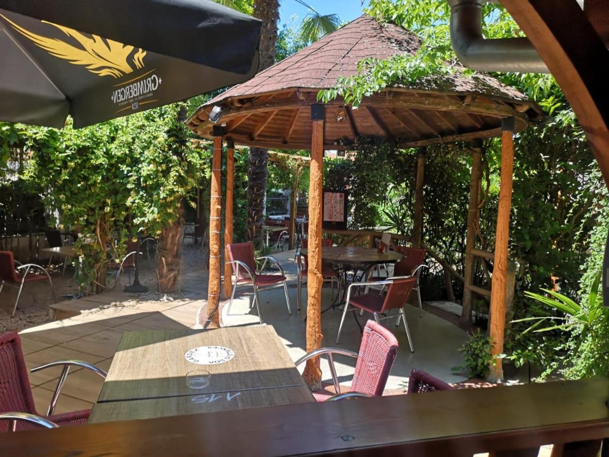 Atipyc Hotel Marssac-sur-Tarn Екстер'єр фото